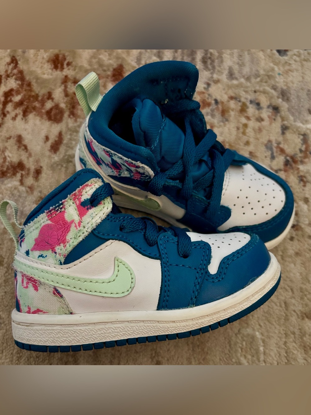 Air Jordan 1 Mid Toddler Green Abyss Frosted Spruce Sneakers